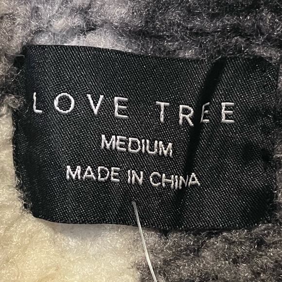 Love Tree Coat - Picture 3 of 3